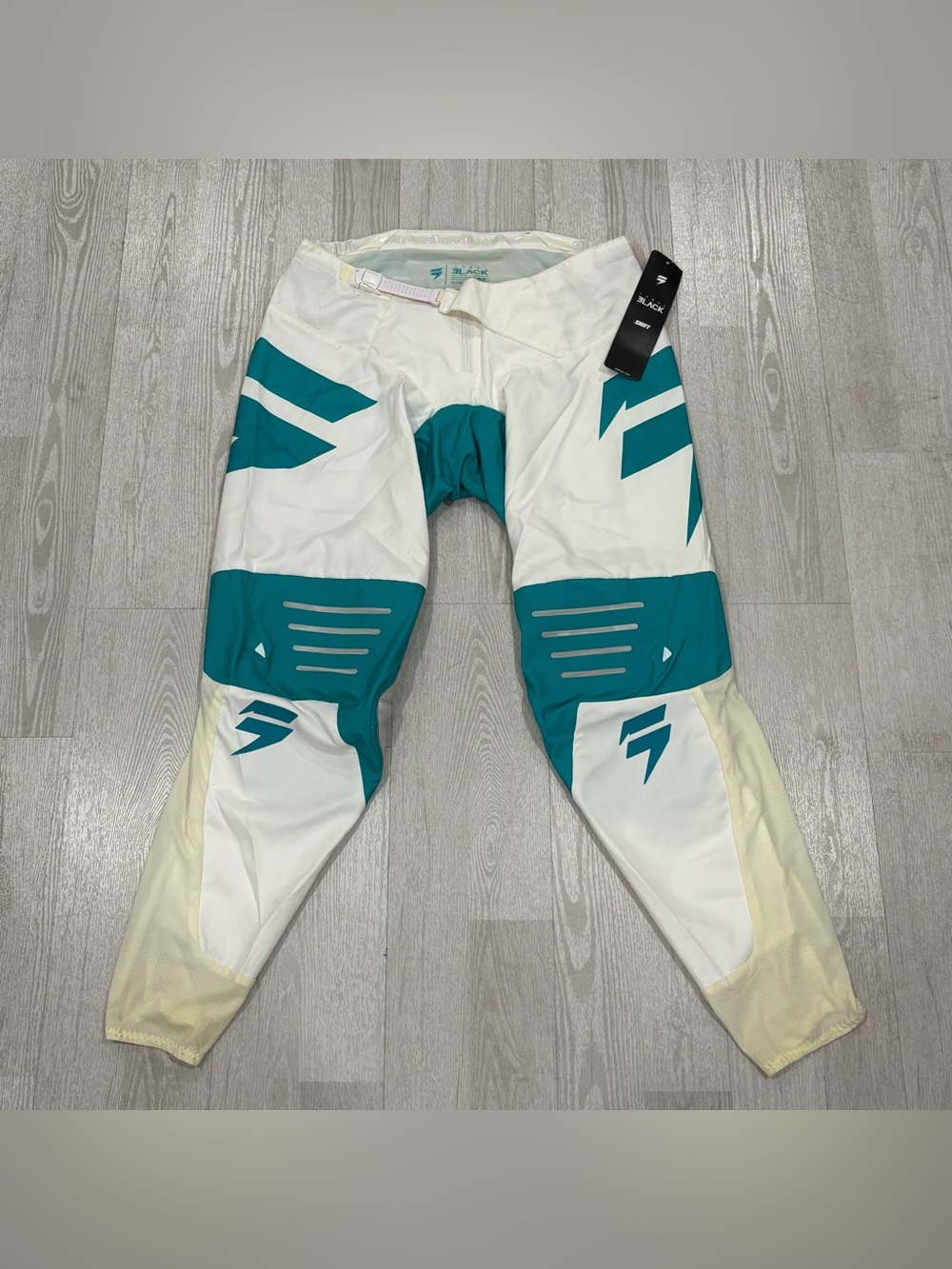 Shift MX 3Black Label Race Pant (White / Green) size 36